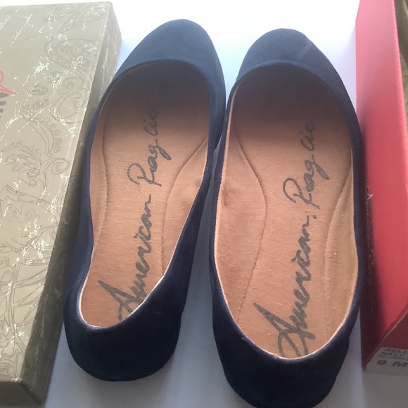 BRAND NEW American Rag ballet flats, blue faux suede, comfy classic NIB… - Picture 3 of 5